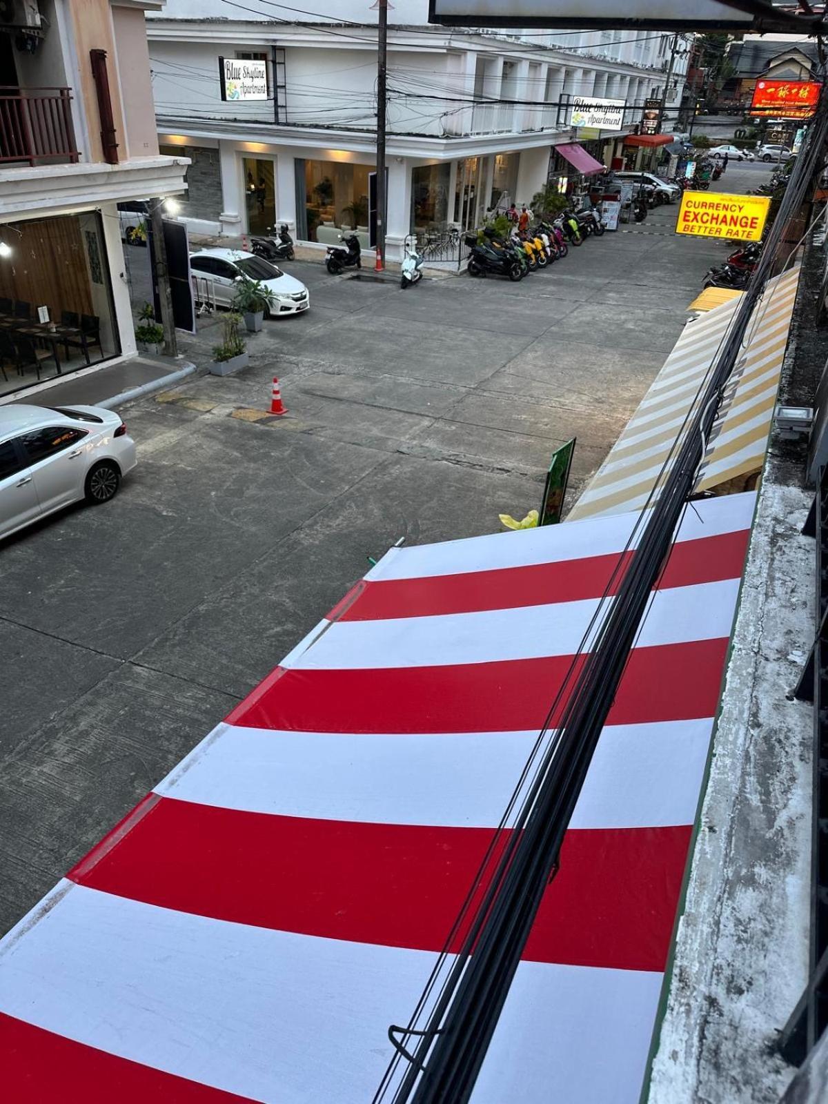 Central Perk Hotel Patong Dış mekan fotoğraf