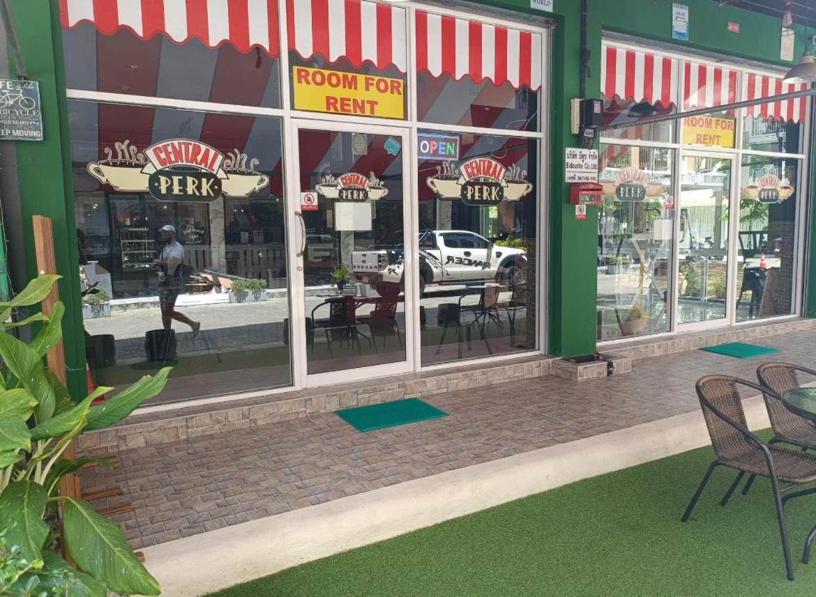 Central Perk Hotel Patong Dış mekan fotoğraf